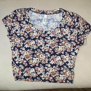 Floral crop top tee